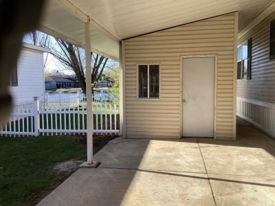 Photo 4 of 22 of home located at 39175 Cherokee Dr Romulus, MI 48174