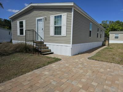 Mobile Home at 16821 Oak Leaf Court North Fort Myers, FL 33917