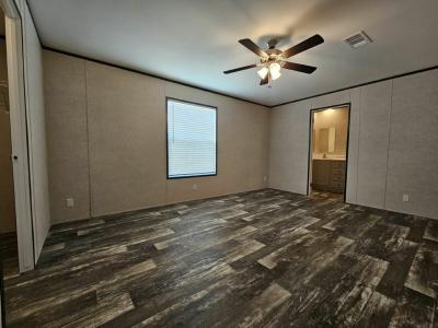 Photo 4 of 11 of home located at 16821 Oak Leaf Court North Fort Myers, FL 33917