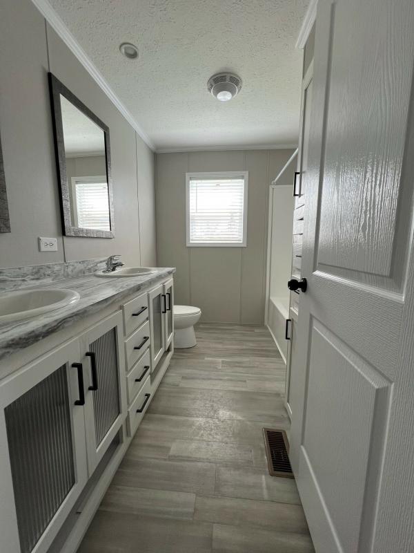 2025 Champion RAPB2856H32168 Mobile Home