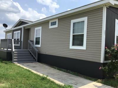 Mobile Home at 216 Indian Grass Dr New Braunfels, TX 78130