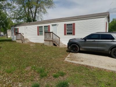 Mobile Home at 200 Paradise Acres Rd, #100 Carterville, IL 62918