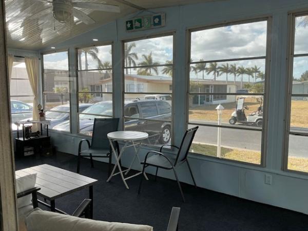 1980 SCHU Mobile Home