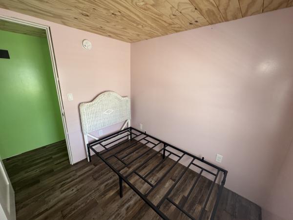 1973 OAKM  Home