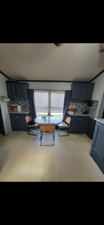 Mobile Home at 711 Cambridge Ln Fenton, MO 63026