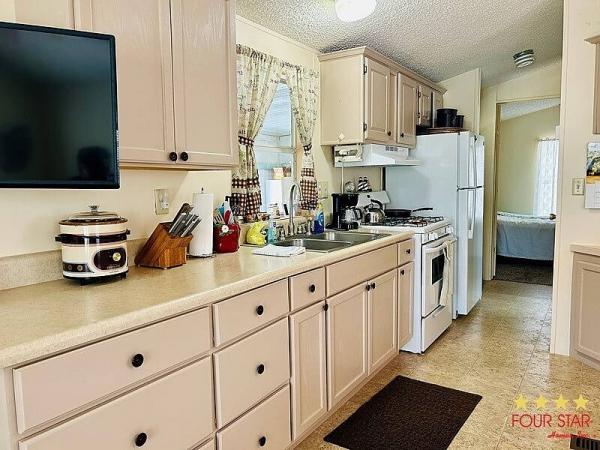 1992 CUTL  Home