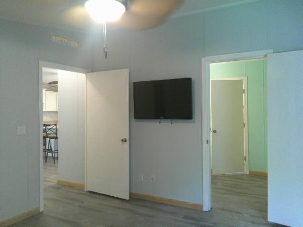 2004 Skyline Manufactured Home