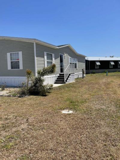 Photo 5 of 15 of home located at 4810 NW Hwy 72 154 Arcadia, FL 34266
