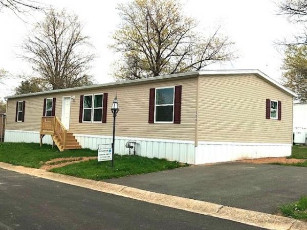 2025 Skyline Lake Manor 3902 Manufactured Home