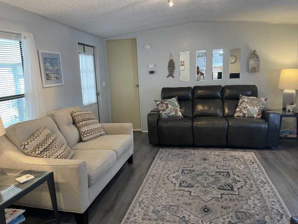 1988 2BA/2BA Mobile Home