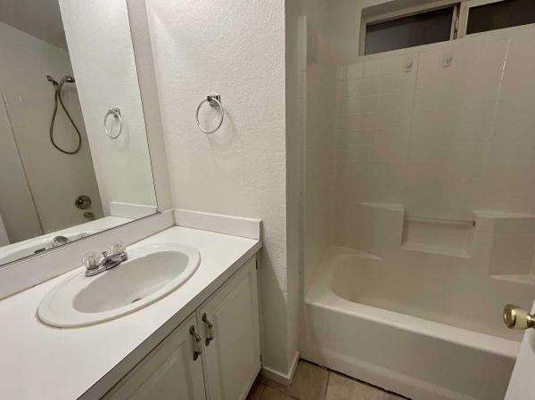 1997 Delaware WHC SLVRCRST/Westwood Manufactured Home
