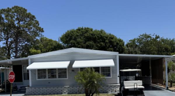 Photo 1 of 2 of home located at 570 57th Ave W  Lot 98 Bradenton, FL 34207