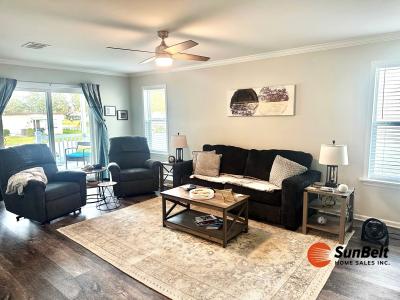 Photo 2 of 24 of home located at 1502 Flora Lee Drive Leesburg, FL 34748
