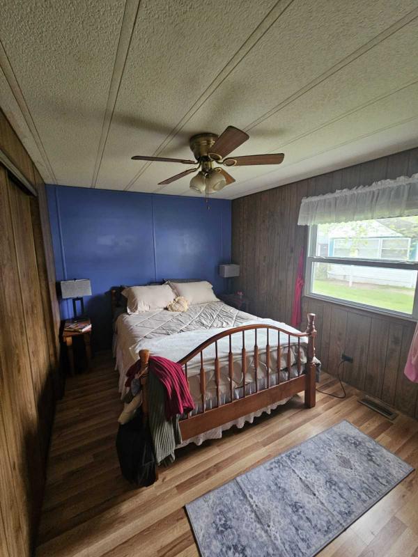 1976 Pendleton Manufactured Home