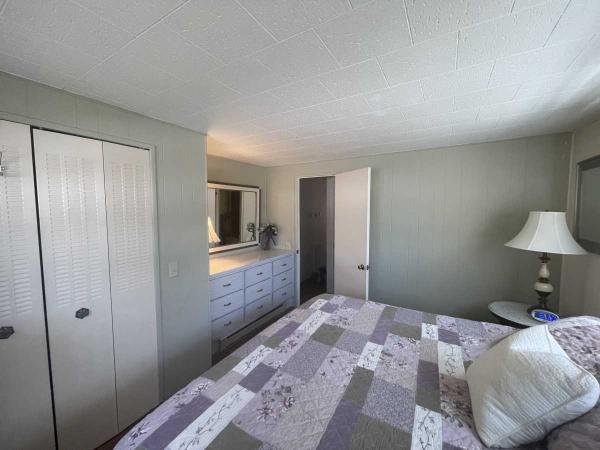 1972 TRUE 2BR/2BA w/Bonus Mobile Home