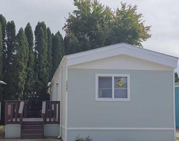 Fleetwood Edgewood Manufactured Home