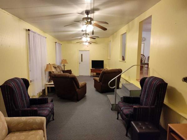 1980 BROA Manufactured Home