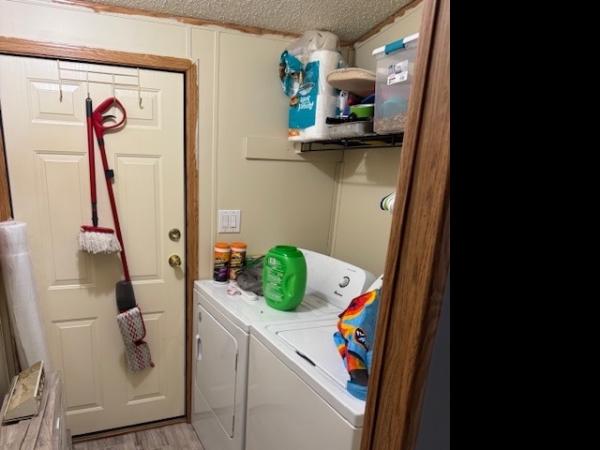 1998 Chief Mobile Home