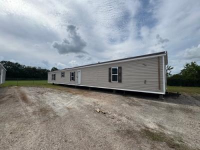 Mobile Home at 514 Frontage Rd. Iowa, LA 70647