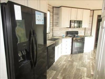 Photo 2 of 7 of home located at 18270 Highway 22 Lot 17 Ponchatoula, LA 70454