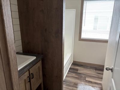 Photo 4 of 10 of home located at 103 S Delmar Dr Lot 5 Victoria, TX 77901
