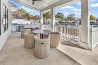 1984 Champion Manufactured Home