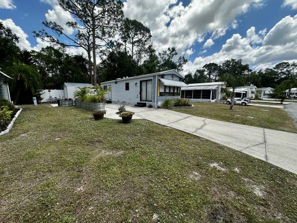 1988  Mobile Home For Sale
