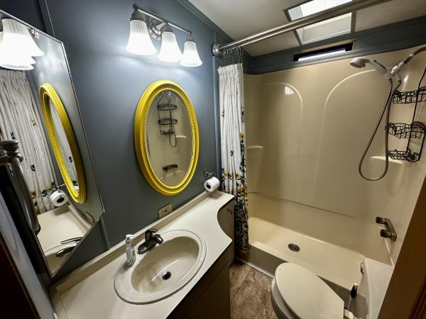 1988 Mobile Home