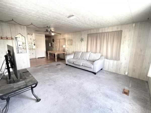 1977 SAHAR Manufactured Home