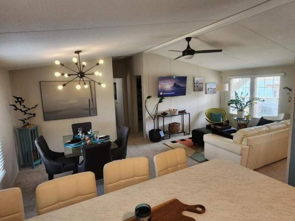 2000 Clayton Manufactured Home