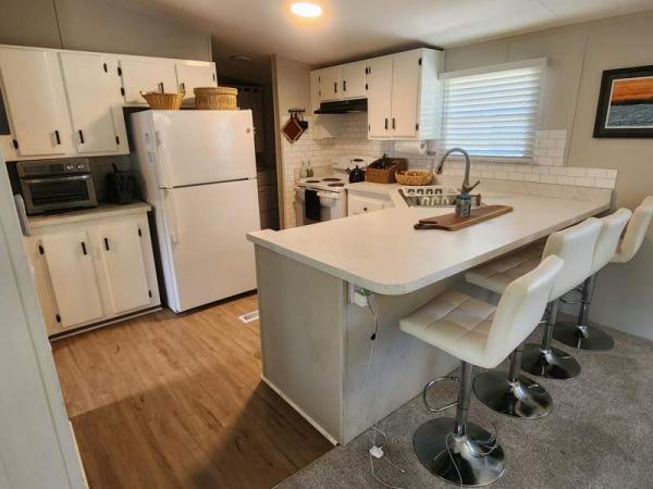2000 Clayton Manufactured Home