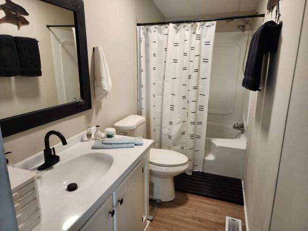 2000 Clayton Manufactured Home