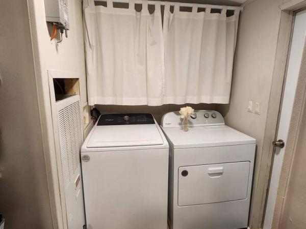 2000 Clayton Manufactured Home