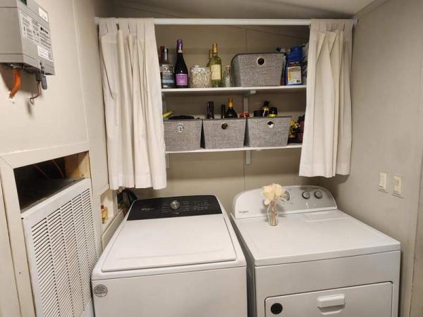2000 Clayton Manufactured Home