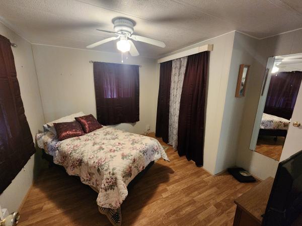 1978 TWIN Mobile Home