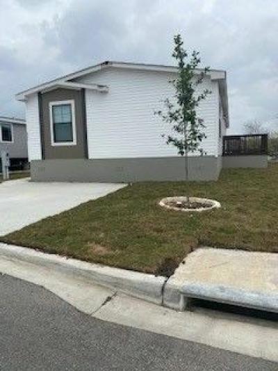 Mobile Home at 7151 Woodlake Pkwy #311 San Antonio, TX 78218