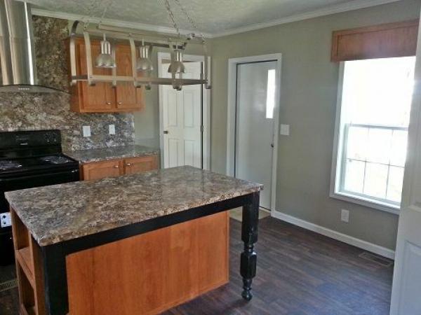 2016 Clayton Homes Inc Mobile Home For Sale