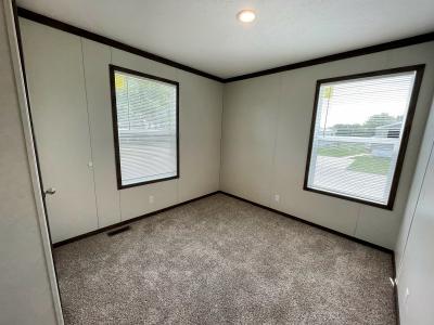 Photo 2 of 22 of home located at 40128 Winslow Ct Sterling Heights, MI 48310
