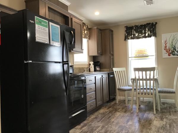 2020 Champion RH2271A Mobile Home