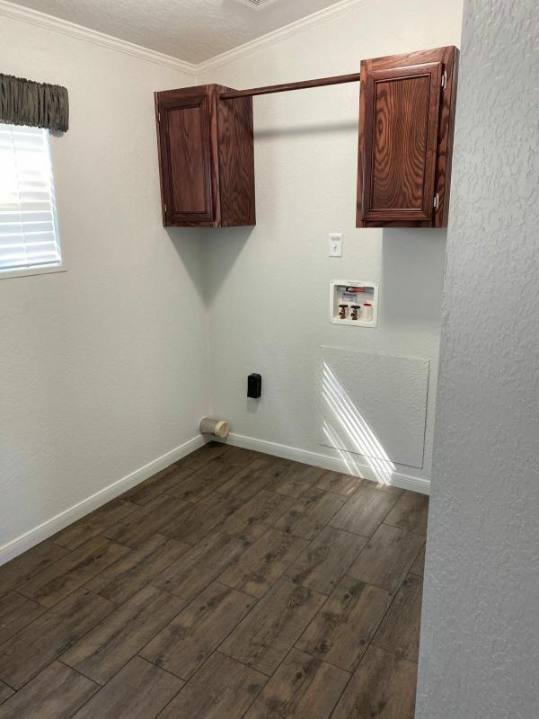 2022 Elliott Mobile Homes Solitaire Mobile Home