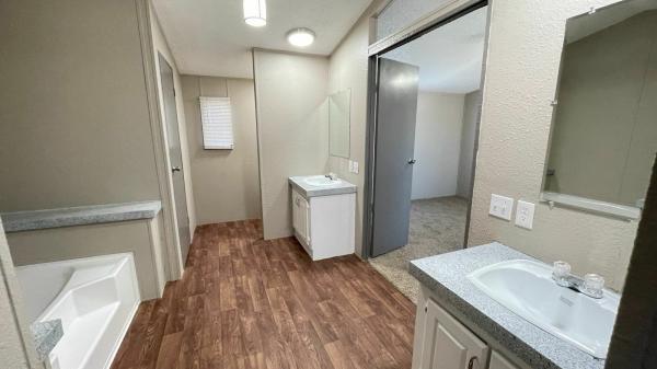 1997 Skyline Meadow Ridge Mobile Home