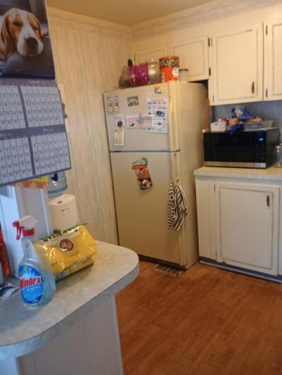 Photo 4 of 8 of home located at 9925 Ulmerton Road, #304 Largo, FL 33771