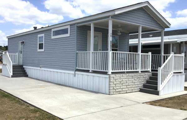 2020 Champion RH1371A w/Porch Mobile Home
