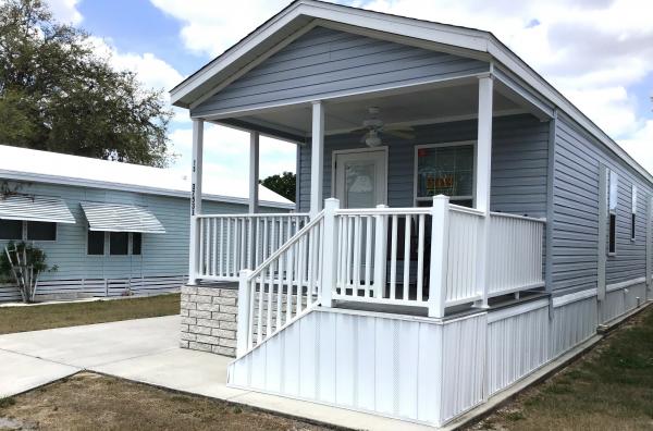 2020 Champion RH1371A w/Porch Mobile Home