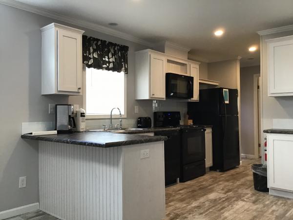 2020 Champion RH1371A w/Porch Mobile Home