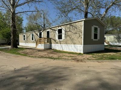 Photo 5 of 18 of home located at 4808 S. Elwood Ave., #725 Tulsa, OK 74107