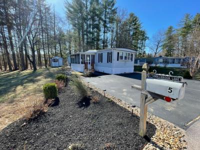 Photo 2 of 19 of home located at 5 Tumblebrook Lane Nashua, NH 03062