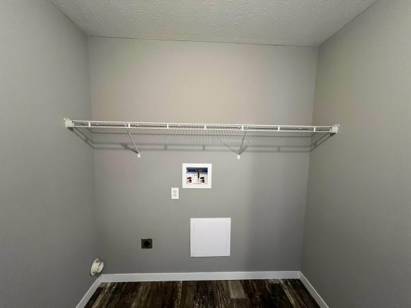 2021 Clayton - Middlebury Mobile Home