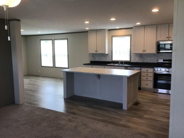 2025 Clayton 95PLH28563I Mobile Home