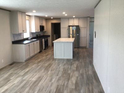 Photo 5 of 8 of home located at 5702 Angola Rd. #318 Toledo, OH 43615